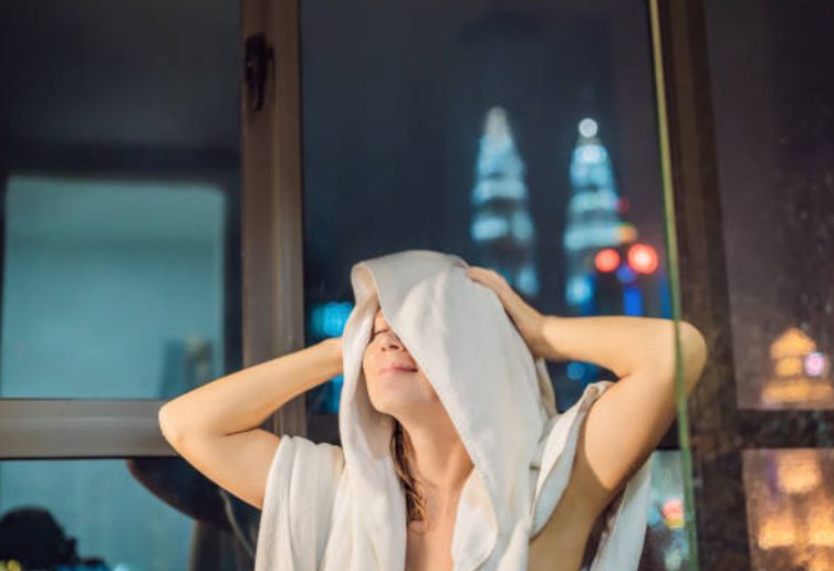 Mandi malam sebabkan rematik, mitos atau fakta?