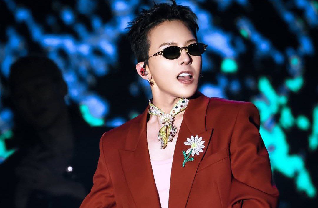 Jadi Headliner di Dubai, G DRAGON Ciptakan Momen Sing Along 20 Ribu Fans
