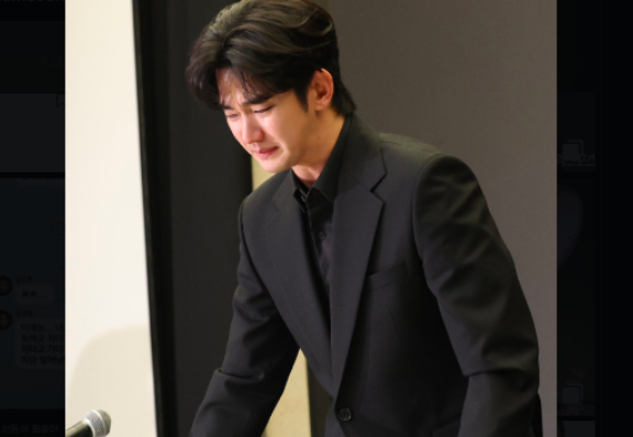 Drama Terbaru Kim Soo Hyun dikabarkan batal tayang.