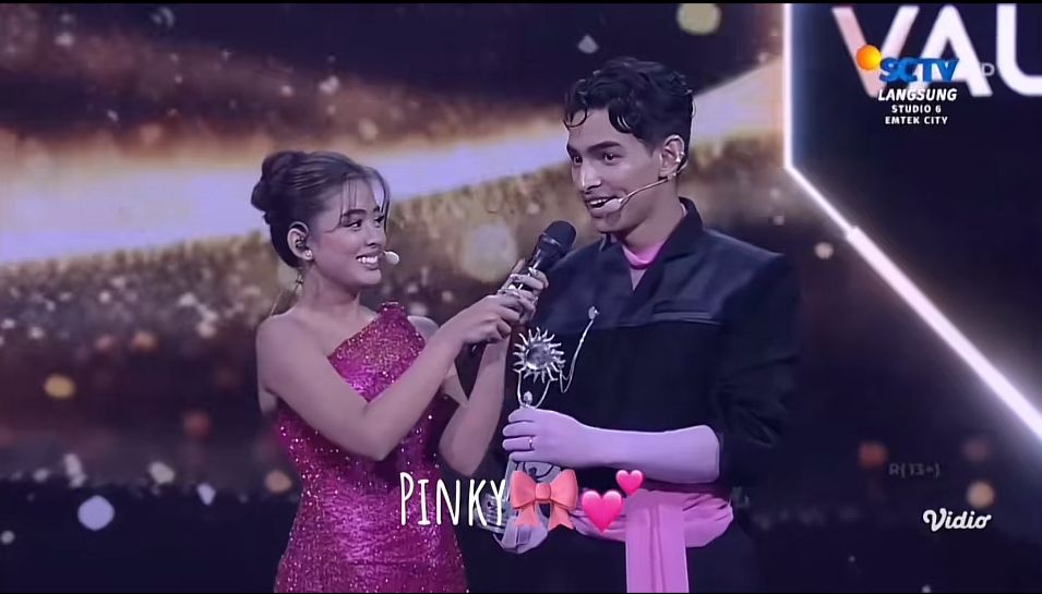 Harry Vaughan dan Aqeela Calista curi perhatian usai raih penghargaan Pasangan Karakter Paling Ngetop di SCTV!