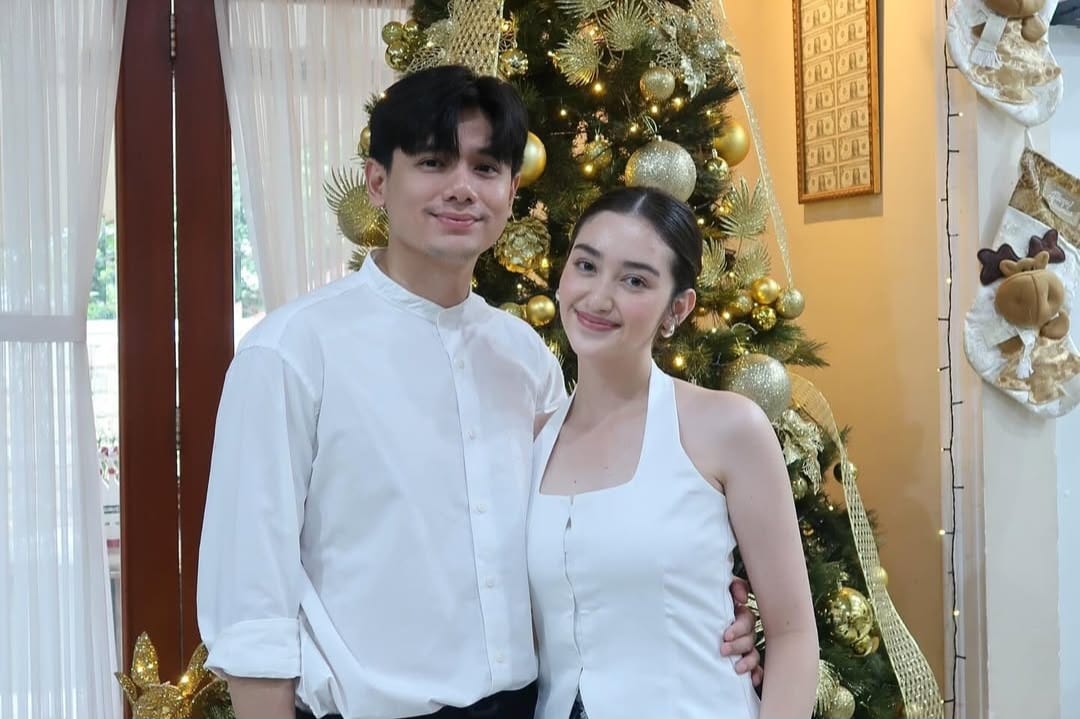 Ranty Maria dan Rayn Wijaya Unggah Foto Berlatar Biru, Banjir Ucapan Selamat