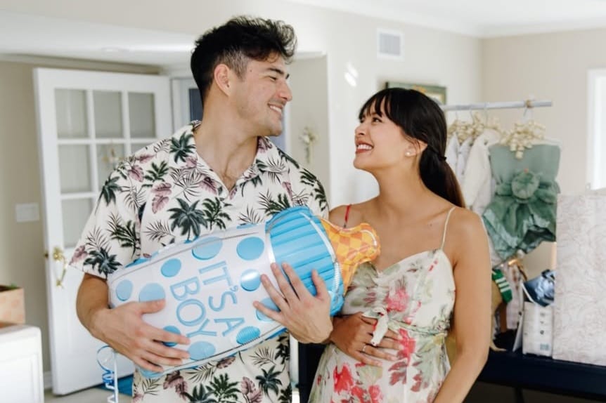 Bagikan Momen Baby Shower, Aurelie Moeremans Ungkap Hamil Bayi Laki-Laki