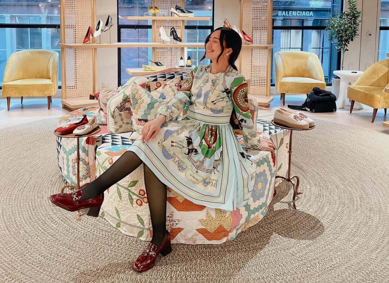 Cantik dan Elegan! Intip Penampilan Beby Tsabina Berbalut Gaun Tory Burch saat Hadiri New York Fashion Week
