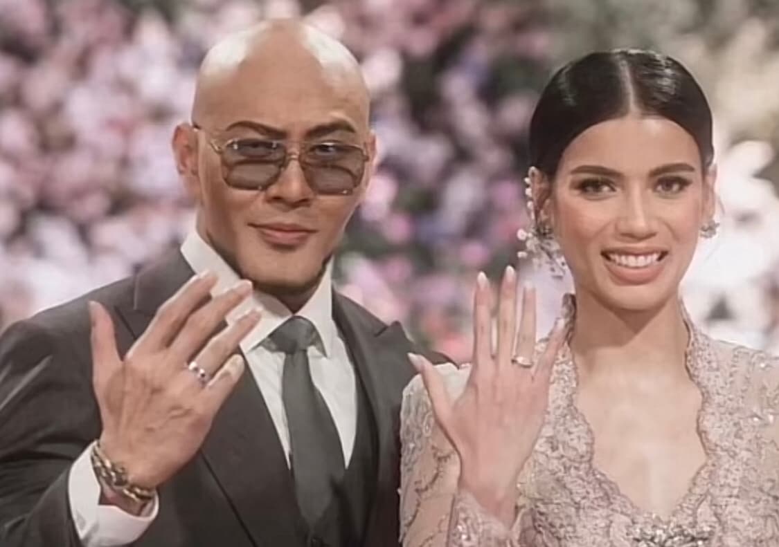 Cinta 9 Tahun Kandas di 3 Tahun Pernikahan? Netizen Bongkar Fakta Mengejutkan Deddy Corbuzier dan Sabrina!
