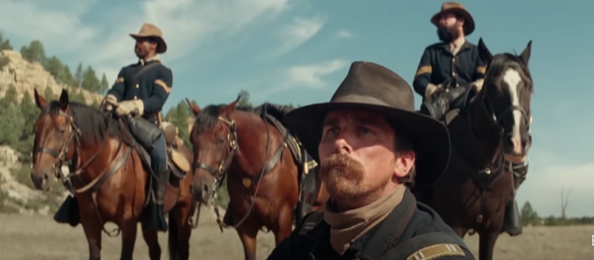 Sinopsis Hostiles Kapten Angkatan Darat legendaris Bertugas Mengawal Perang