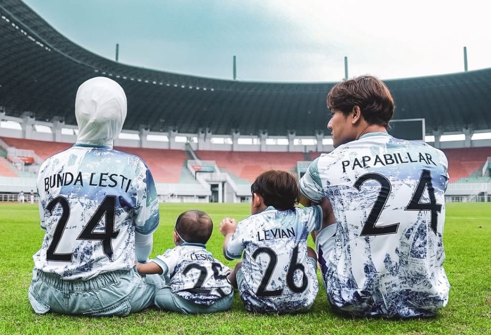 Netizen Heboh!  Anak Kedua Aja Belum Tau, Rizky Billar Umumkan Kehamilan Ketiga Lesti Kejora